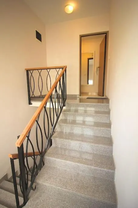 Apartment Renata + Private Swimming Pool In Split Croatia